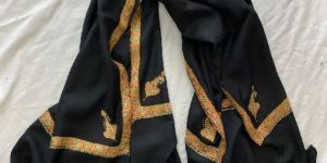 Embroidered Woolen Shawl Hashi Hand Embroidered