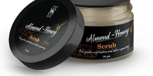 The Weird Men Almond-Honey Scrub