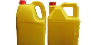 Plastic Engine Oil Can