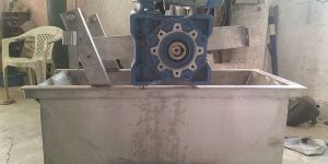 Rotating Arm Fine Screen