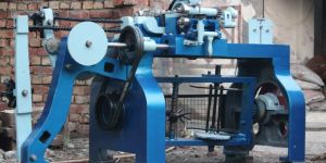 Barbed Wire Making Machine