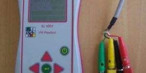 Vibrating Wire Readout Unit