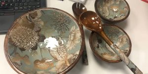 Wooden Serving Bowl Set