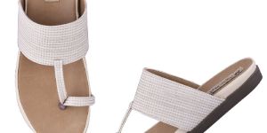 Ladies Kolhapuri Chappal