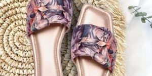 W209 Ladies Flat Slippers