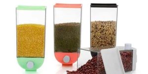 Set of 4 Plastic Rectangular Storage Container Set