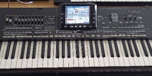 KORG Pa3X - 76 Professional Arranger 76 Keys witth 60 GB sto