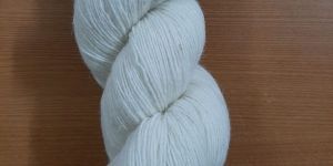 White New Zealand Sheep Wool Yarn