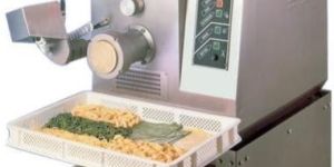 Pasta Extruder Machine
