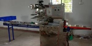 Horizontal Flow Wrap Machine
