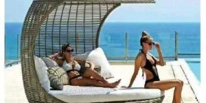 Shell Shaped Sun Lounger
