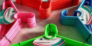 Deemax Cloth Hanger