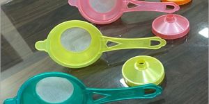 Plastic Tea Strainer