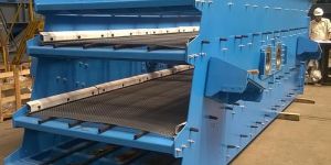 Vibrating Screen Machine