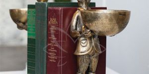 Charlie Bookend