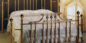 Queen Size Brass Bed