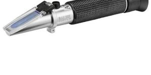 Hand Refractometer