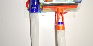 Spray And Shine Glass Wiper