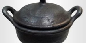 Clay Cooking Pot