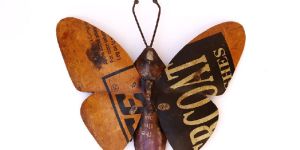 De Kulture Works Handcrafted Recycled Iron Wall Mount Decorative Collectible Figurine Showpiece