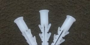 Plastic Wall Plugs
