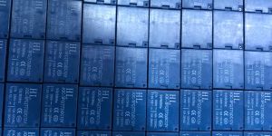 T73 12v Sugar Cube Relay