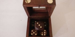 Wooden Dice Box