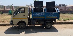 Garbage Collection Vehicle
