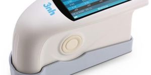 TRI-ANGLE GLOSS METER