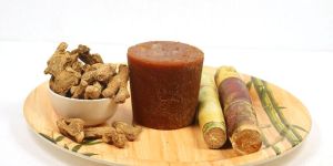 Dry Ginger Jaggery Block-450 Gms