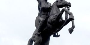 Marble Rani Lakshmi Bai Statue
