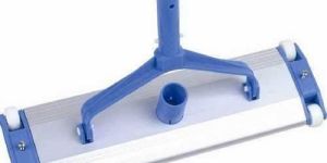 Swimming Pool Cleaning Head