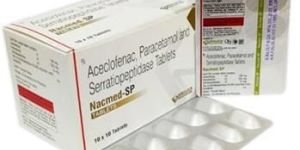 Aceclofenac Paracetamol Serratiopeptidase Tablet