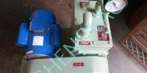 Rotary Vane Vacuum Pump