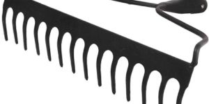 Garden Rake ( Bow Barrow )