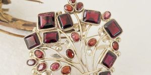 Rhodolite Pendant Brooch