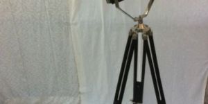 Tripod with Spot Light