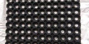 Rubber Hollow Mat