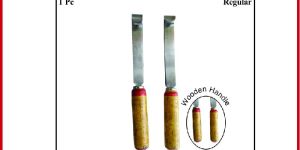 Hoof Knife with Wooden Handle