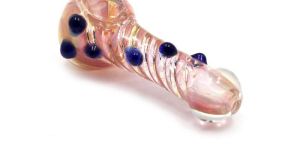 inside Gold Work Glass Smoking PIpe