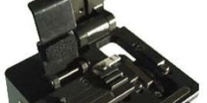 Fiber Optic Cleaver