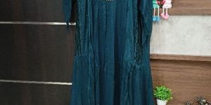 Ladies Party Wear Gown