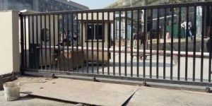 Cast Iron Rolling Gate