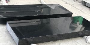 Granite Monument Thick Slabs