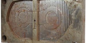 2 Cavity Injection Mould