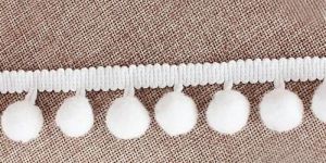 Pom Pom Lace