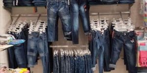 SS Channel with Glass Shelves