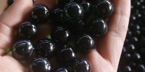 Sada Kaala Kancha 16mm (Black Glass Balls 16mm)