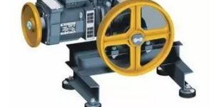 Montanari M67 Elevator Geared Machine