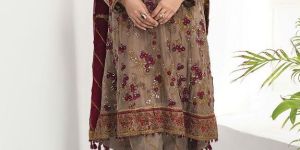 Ladies Fancy Pakistani Unstitched Suit